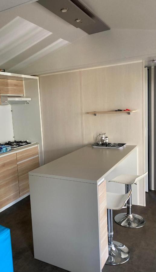 Camping 5* - Biscarosse Lac - Mobilhome 2 Chambres - 4 Personnes Biscarrosse Extérieur photo